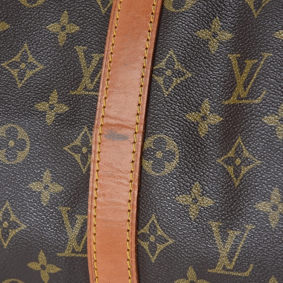 Louis Vuitton - Picture 4 of 6